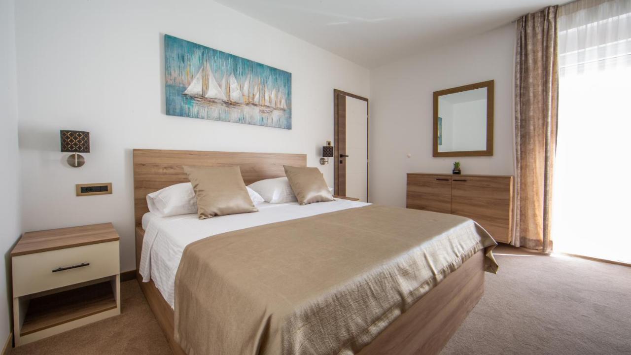 סטוברץ Rooms & Apartments Toni מראה חיצוני תמונה