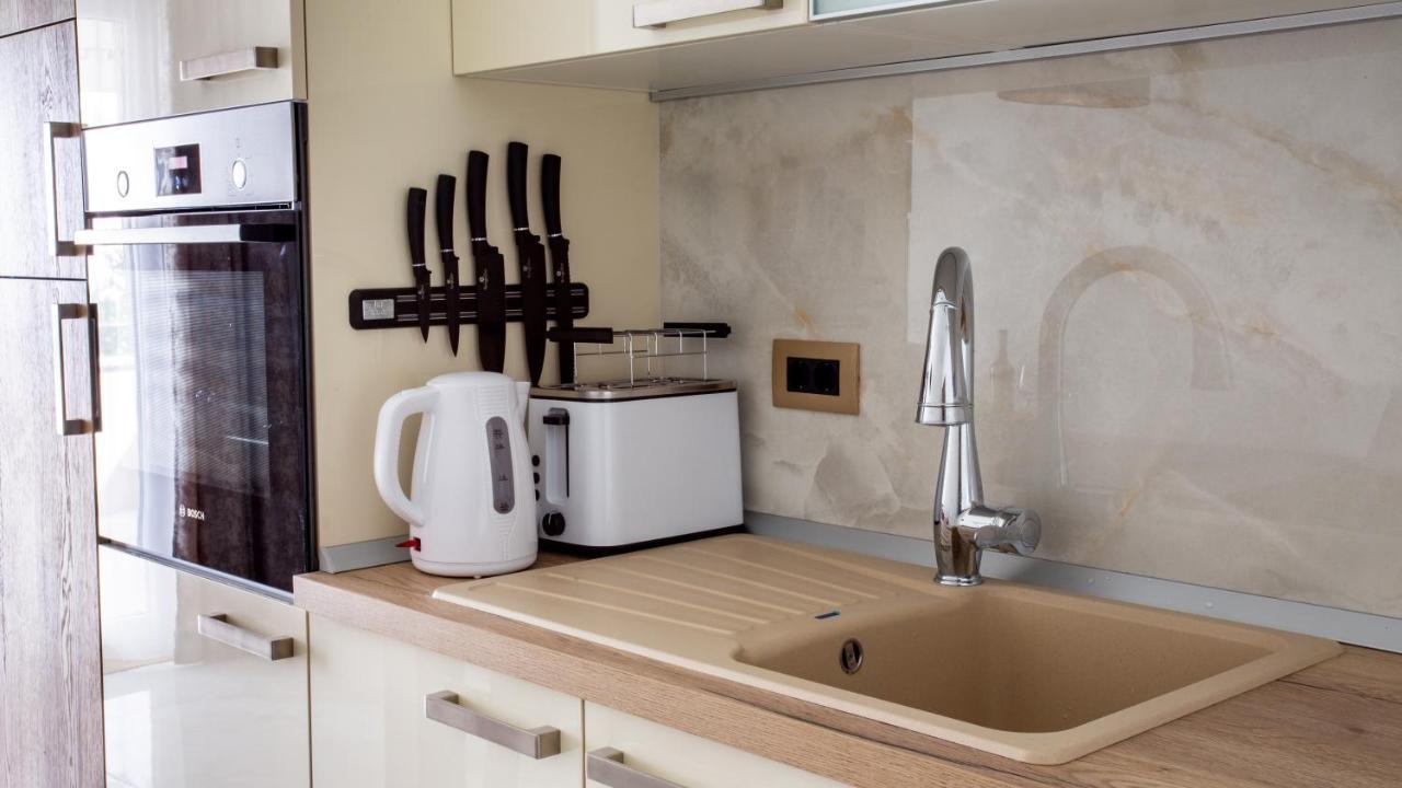 סטוברץ Rooms & Apartments Toni מראה חיצוני תמונה