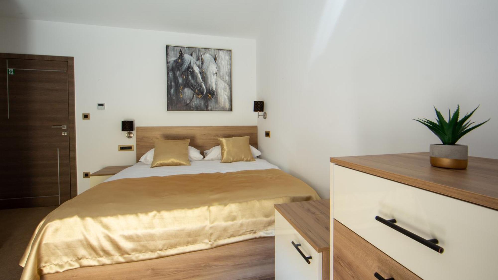 סטוברץ Rooms & Apartments Toni מראה חיצוני תמונה